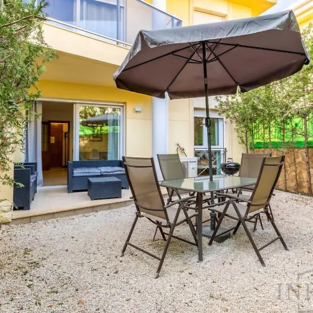 Апартаменти Inftour Residencial Manzanera Кальпе